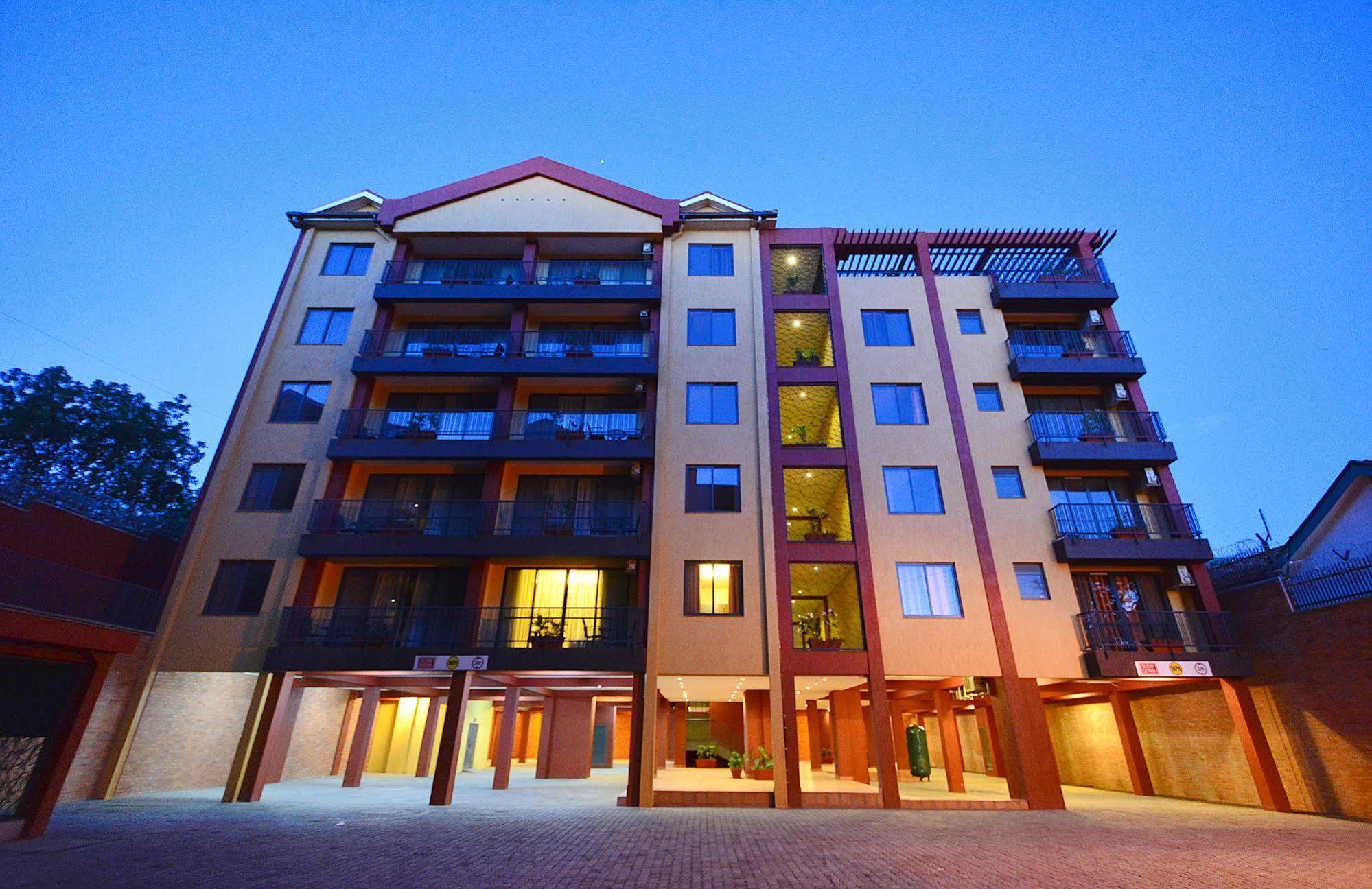 Bukoto Heights Apartments Kampala Exterior photo